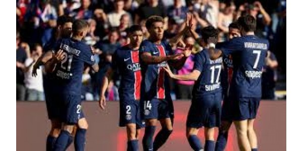 Paris Saint-Germain poniósł pierwszą porażkę w tym sezonie.